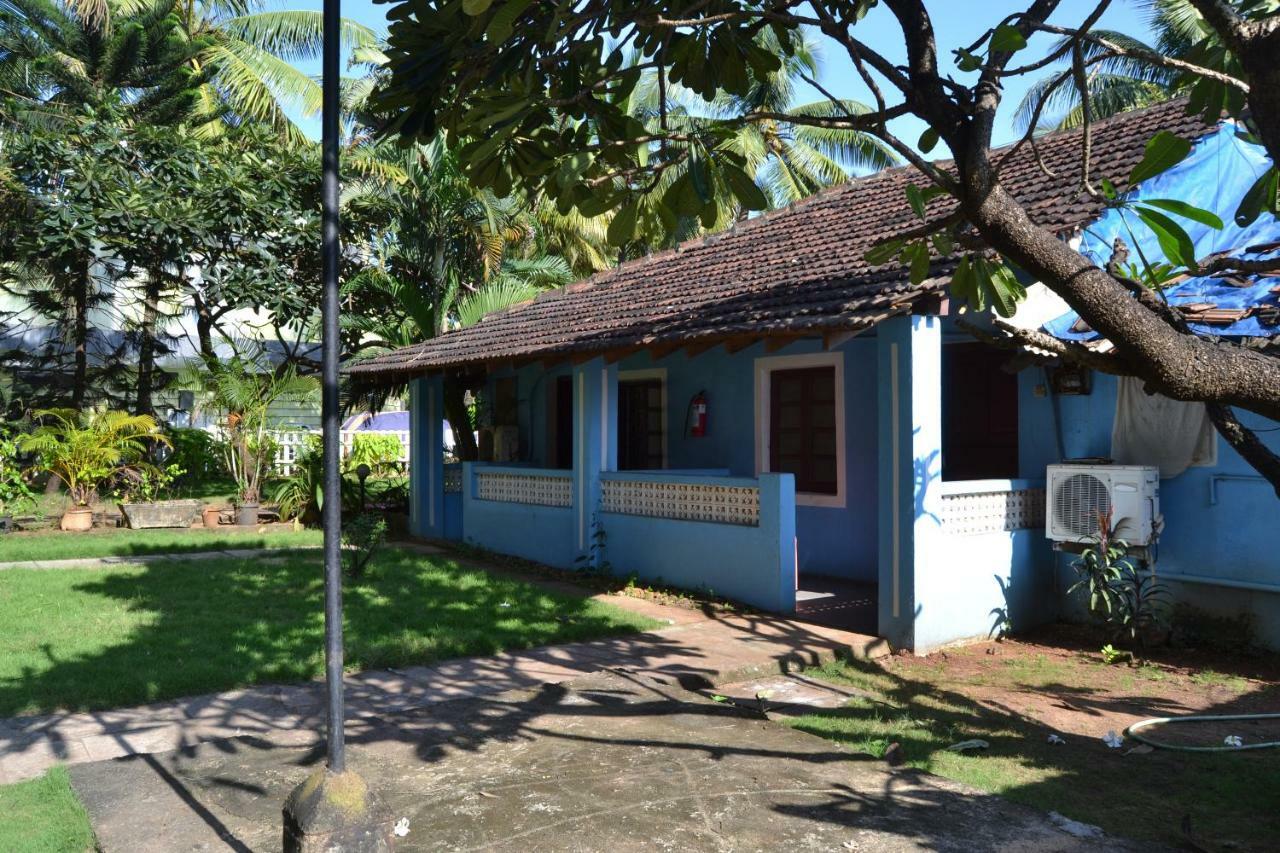 O Camarao Hotel Calangute Ngoại thất bức ảnh